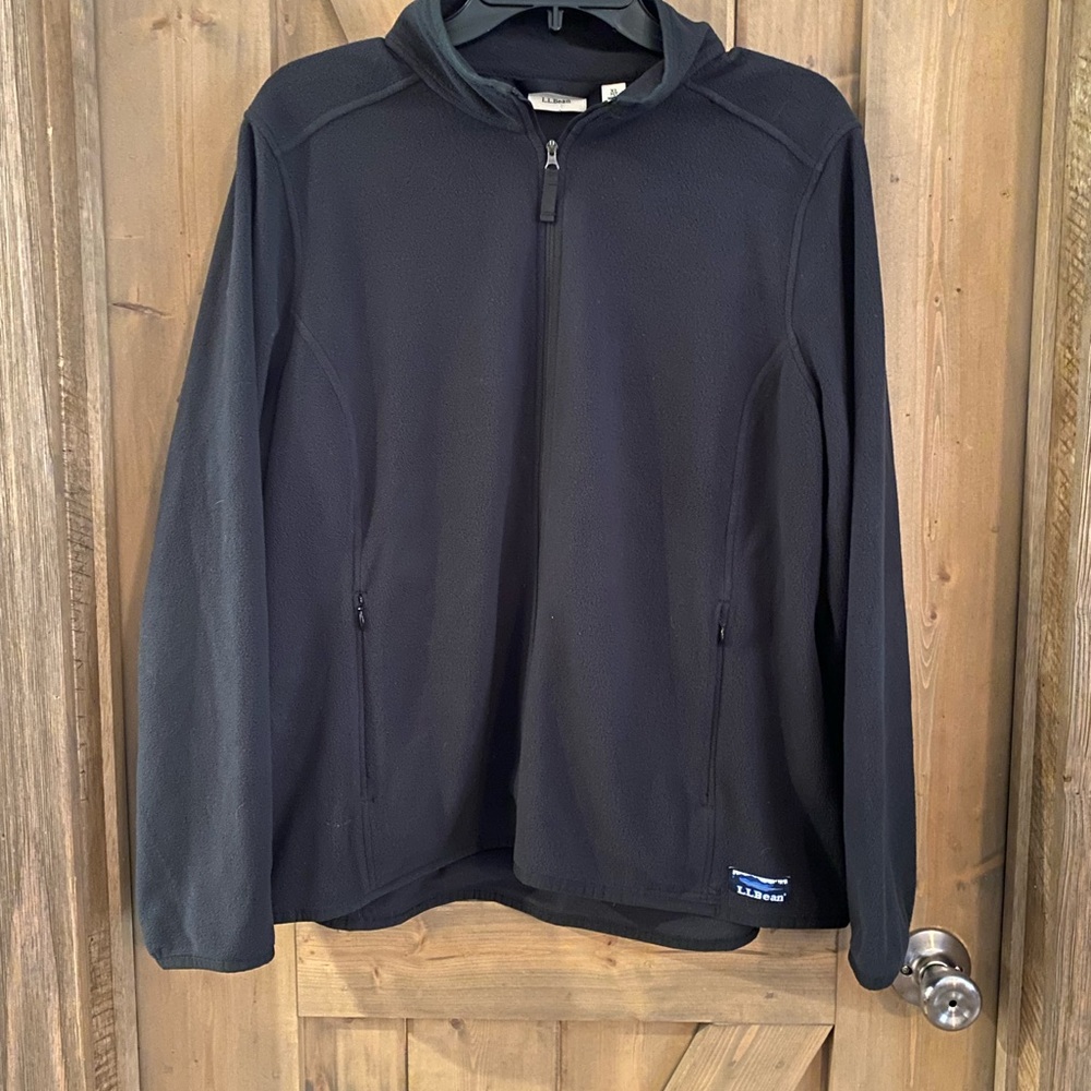 Vintage LL Bean Womens XL
Pet Black Full Zip fleece jacket Lightweight